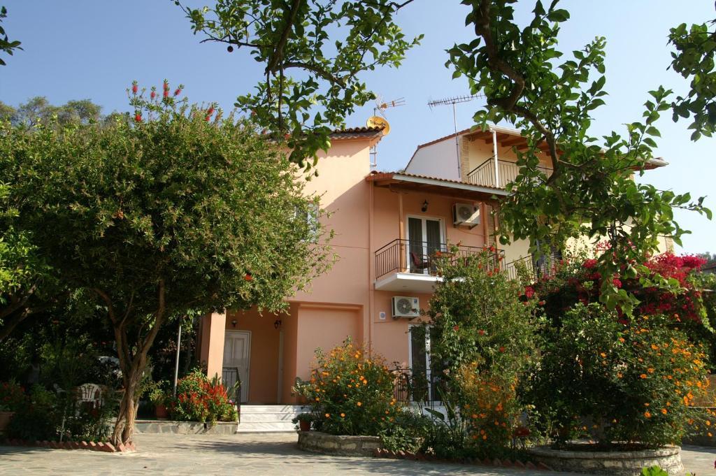 Zotos Rooms Парга Экстерьер фото