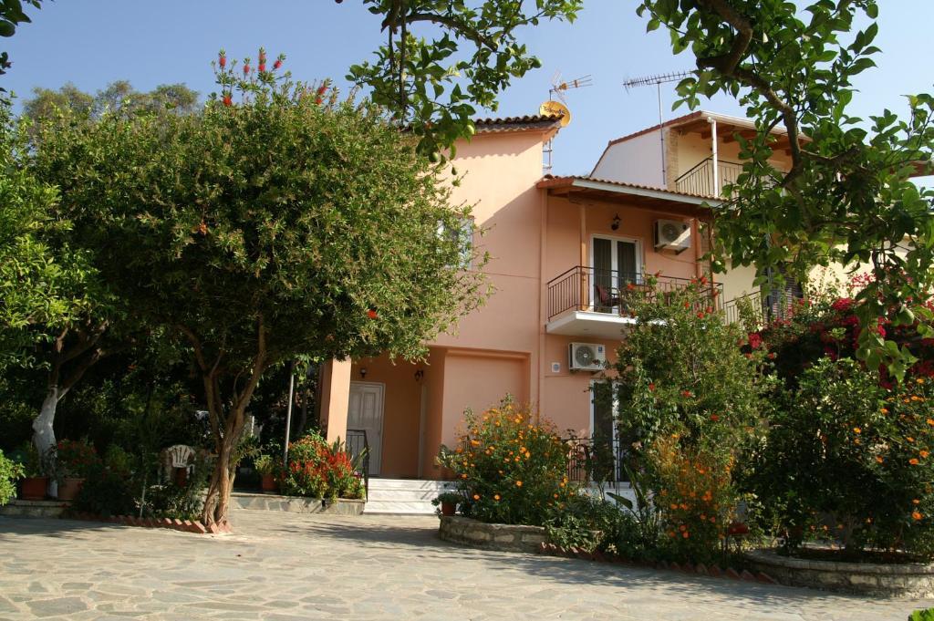 Zotos Rooms Парга Экстерьер фото