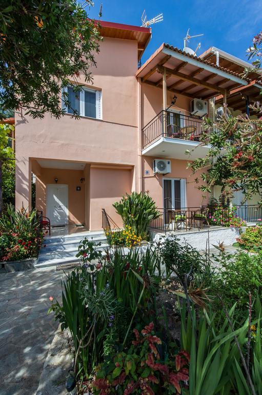 Zotos Rooms Парга Экстерьер фото